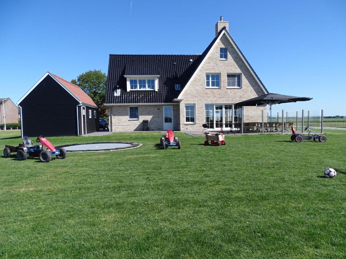 Beautiful And Spacious Villa With A Panoramic View Near The Beach Of Cadzand Exterior photo